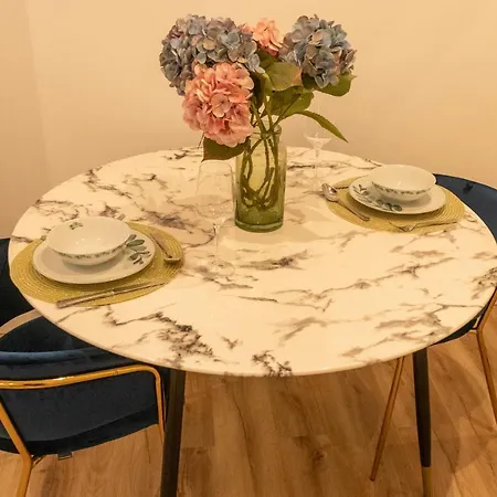 Apartment Authentic In Historical Center Malaga